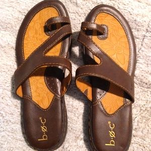 b.o.c. brown sandals size 6M NWOT